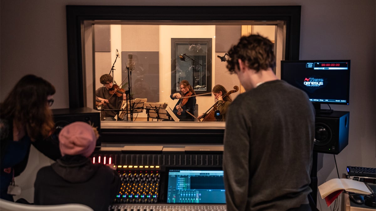 10 key skills youll learn on your music composition degree [Featured Image]