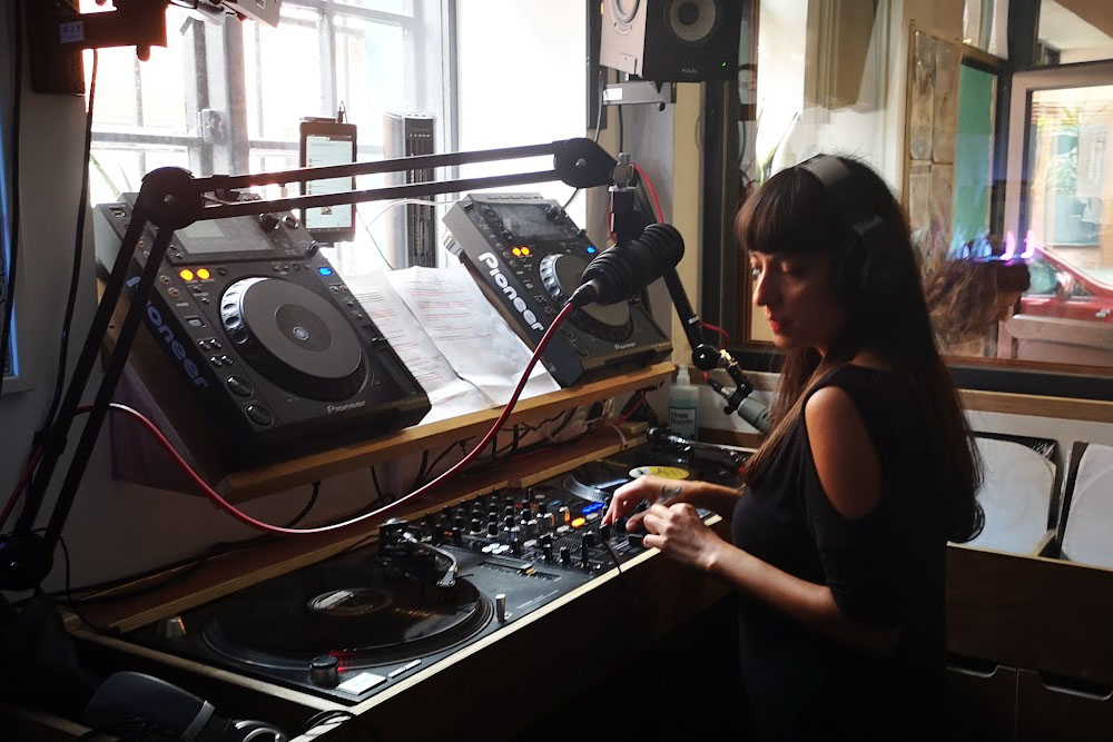 Gemma Patel playing a show live at Noods Radio