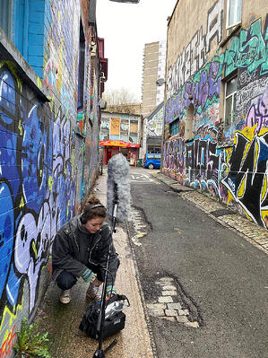 Jodie Norvell - field recording in the city centre