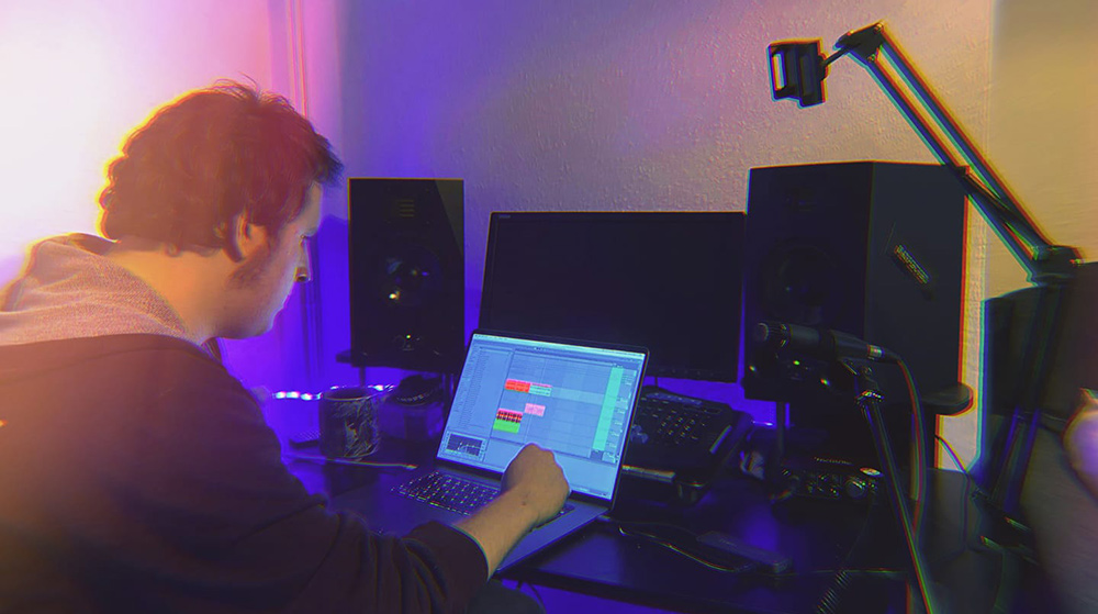 Roo working on a sample pack in his home studio - How to grow an audience on Twitch with Rewan Leach AKA Pluvio