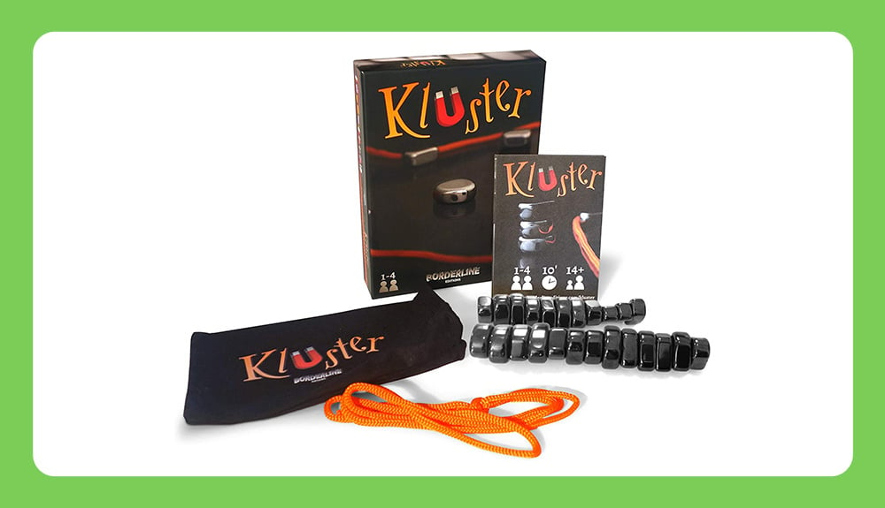 Kluster magnetic chess