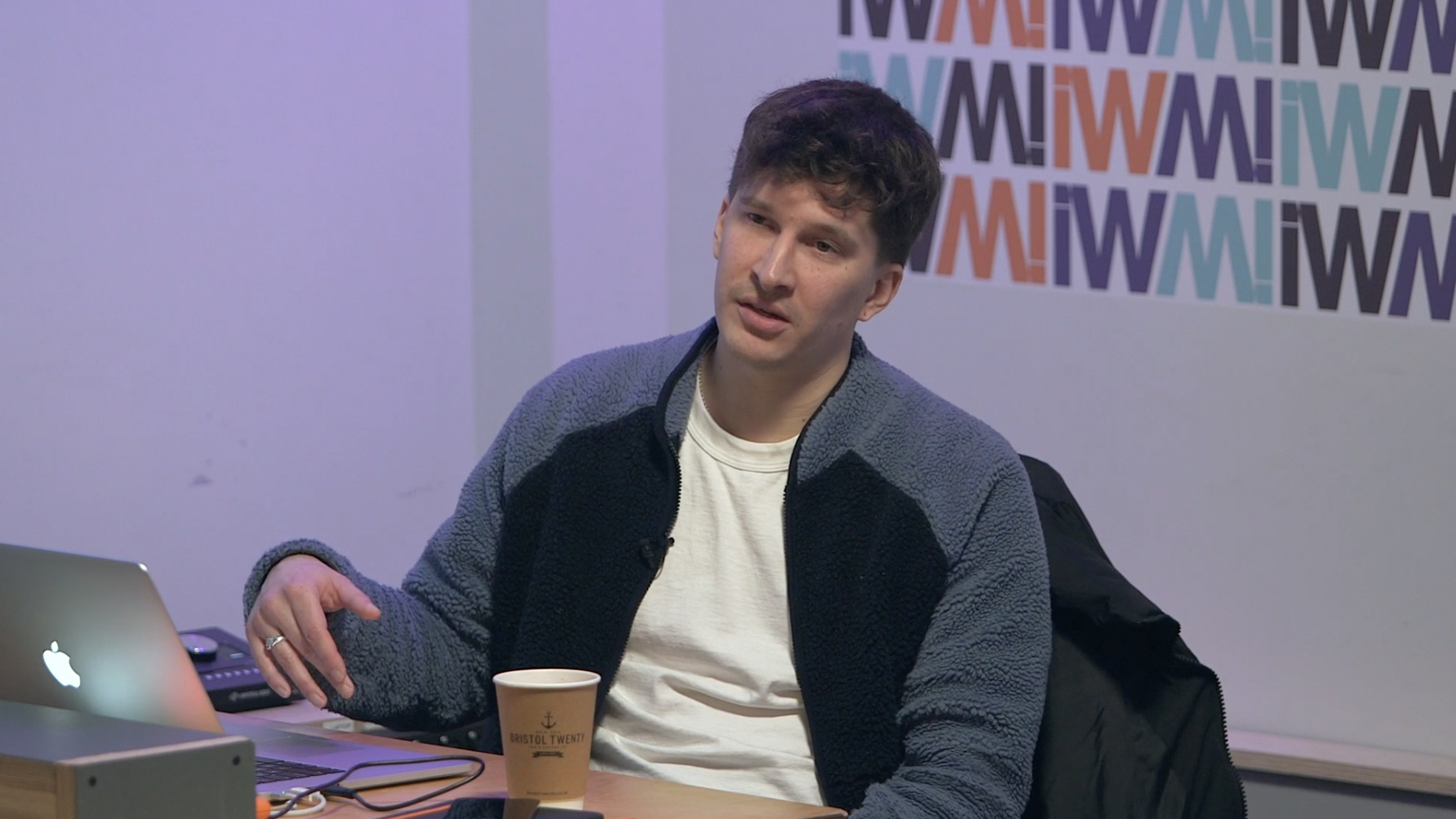VIDEO | Mixing guitars: How to create energy, width & interest with ...